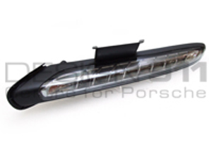 Blinker vorne mit DRL (Daytime Running Light). Porsche 958 Cayenne 2011>> - 95863118110, 95863118210
