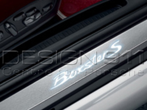 Seitenschwellerleisten in Edelstahl mit Schriftzug, beleuchtet. Porsche 981 Boxster / 718 (982) Boxster - 98104480010, 98104480011