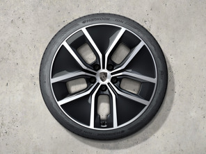 Juego de ruedas y neumáticos de verano de 21 pulgadas con diseño Aero. Porsche Taycan (MK2) 2024>> - 9J1073663AA - 9J1073663AA