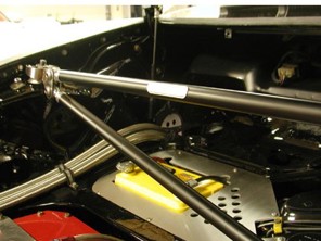 Barre de renfort monorotor 3 points Rennline pour tourelle de suspension Porsche 911/912/930 - SB17X1719192B, SB17X1719192S, SB719192B, SB719192S