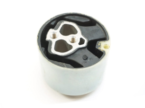 Soporte de goma de la caja de cambios. Porsche 955/957/958 Cayena - 95537505730