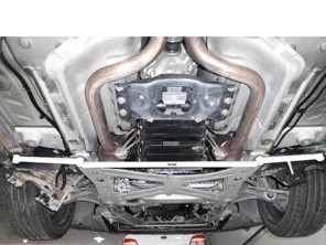 Front lower suspension brace. Porsche 970 Panamera V6 - URLA4-1879