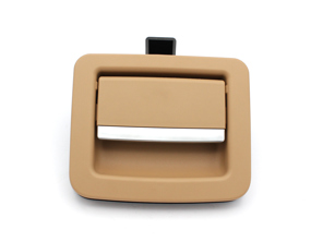 Coque de poignée pour coffre arrière. Porsche 970 Panamera >>2010 - 97055120100, 97055120102, 970551201021E0, 970551201008P0, 970551201007N0, 970551201004H0, 970551201003G0, 970551201006L0, 970551201002F0