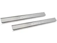 Baguette de seuil de porte avec inscription Carrera, acier inoxydable. Porsche 996 C2 / C4 - 99655198401, 99655198491, 996551984GT2, 99655198403