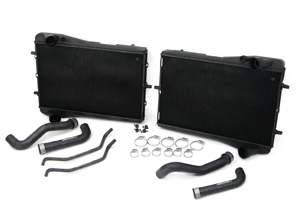 Radiateur eau / liquide de refroidissement et kit de tuyaux. Porsche 996 C4S