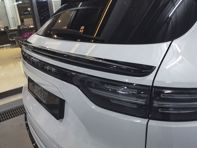 TechArt tailgate rear spoiler panel. Porsche 9YA Cayenne / S / E-Hybrid / turbo - 09Y.100.700.009 - 09Y.100.700.009