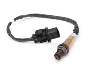 Sonde lambda à oxygène. Porsche 958 Cayenne 3.0L Diesel - 95860617220, 95860617221