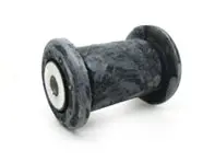 Déchirure de la bague de montage externe du porte-essieu. Porsche 924 / 944 / 968 - 477501069A