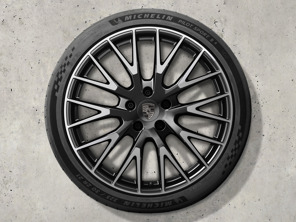 21" Panamera Exclusive Design Alufelgen und Sommerreifen Original Porsche - 976044660N