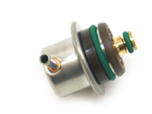 Fuel injection pressure regulator. Porsche 993 / 996 - 99311019900, 99311019981