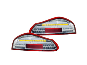 Clignotant arrière à LED, contour rouge / verre transparent. Porsche 986 Boxster - 98663144504, 98663144604, 00004490067 - EU-74-BOX-R-15