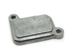 Piastra di copertura del vano motore. Porsche 986/987 Boxster / 987C Cayman / 996 / 997 - 99610101600, 99610133650