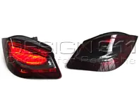 Clignotants Arrière LED Fumé Foncé / Cabochon Rouge & Base Cale Centrale Noire Porsche 987 MKII / 987C MKII - 98763142703, 98763142803