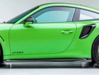 Aero side skirts in high gloss carbon fibre. Porsche 991 GT3 RS / GT2 RS
