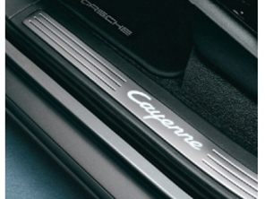 Seitenschwellerblenden Edelstahl, beleuchtet. Porsche Cayenne 955 / Cayenne 957 - 95504480000 - 95504480000