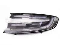 Teinte extérieure foncée du feu arrière. Porsche 95B.2 Macan / 95B.3 Macan - 95b945091AM, 95b945092AM, 95B945091K, 95B945091AF, 95B945092K, 95B945092AF