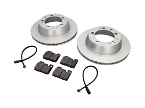 Rear Brake pads and brake disc package. Porsche 944 Cars without ABS - 94435204105, 94435295102, 94461221104