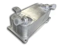 Refroidisseur d'huile de radiateur sur le moteur. Porsche 957 Cayenne - 94810727103, 94810727102, 31318
