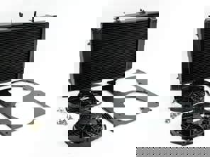 Kühler-, Lüfter- und Lüfterhaubensatz aus Aluminium. Porsche 944 / 944 Turbo - 95110603150, 95110603103, 95110603105, 95110603107, 94410603103, 94410603104, 94410603101