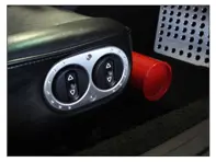 Enjoliveur de commutateur de siège par Rennline. Porsche 911/964/993/928/944 - I25